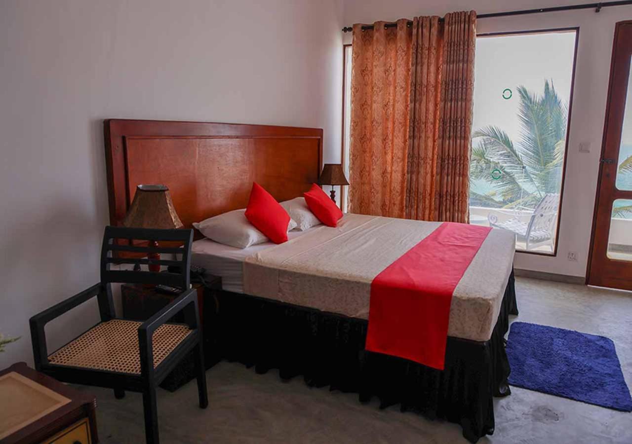 Sea Breeze Ambalangoda 安伯朗戈德 外观 照片