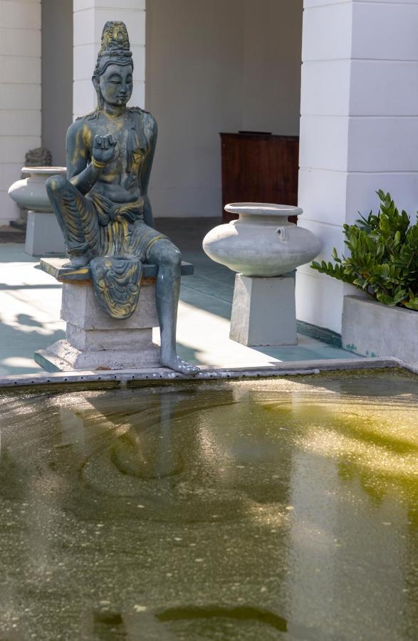 Sea Breeze Ambalangoda 安伯朗戈德 外观 照片